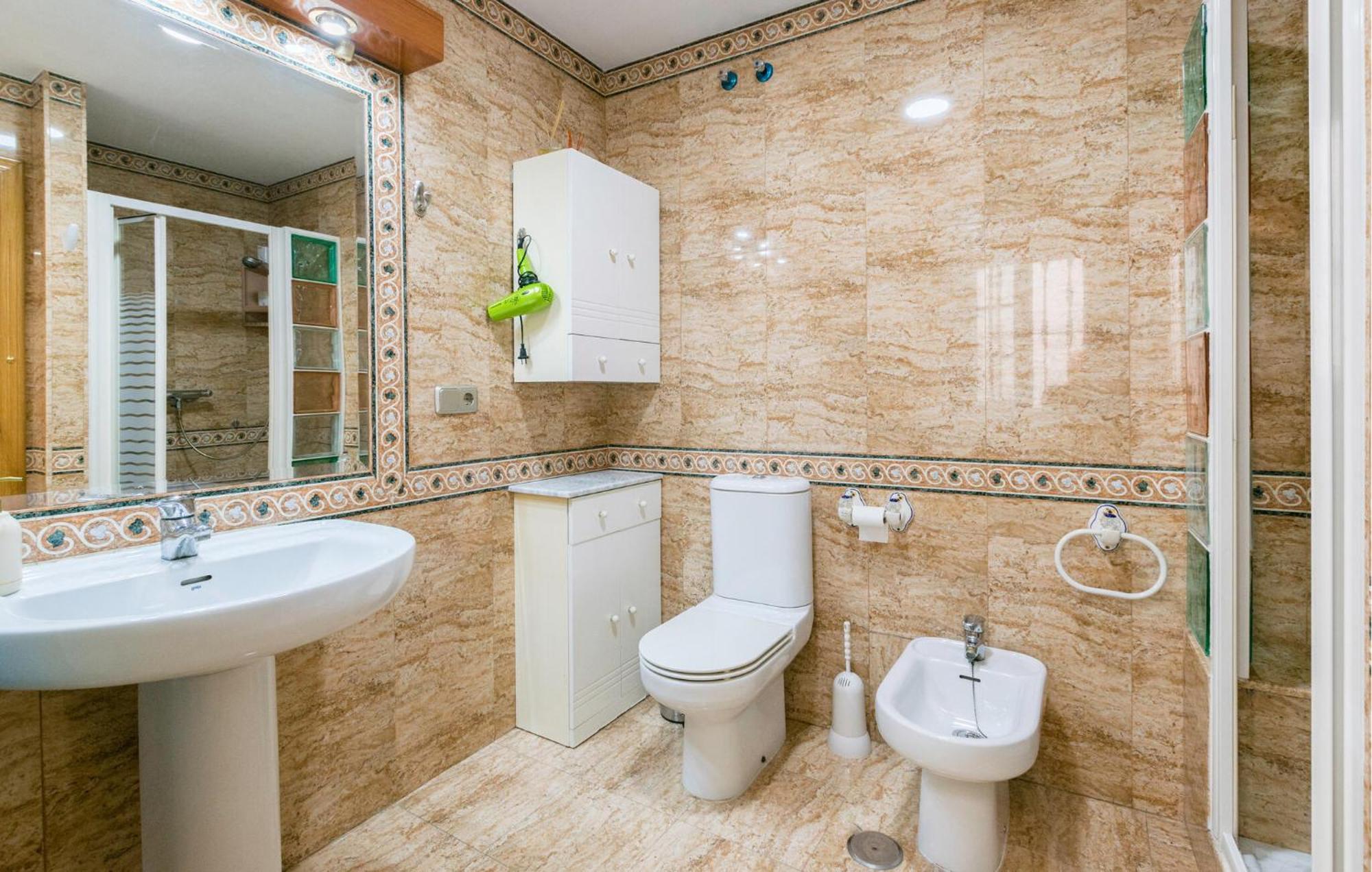 Cozy Apartment In Sevilla With Kitchen Eksteriør billede