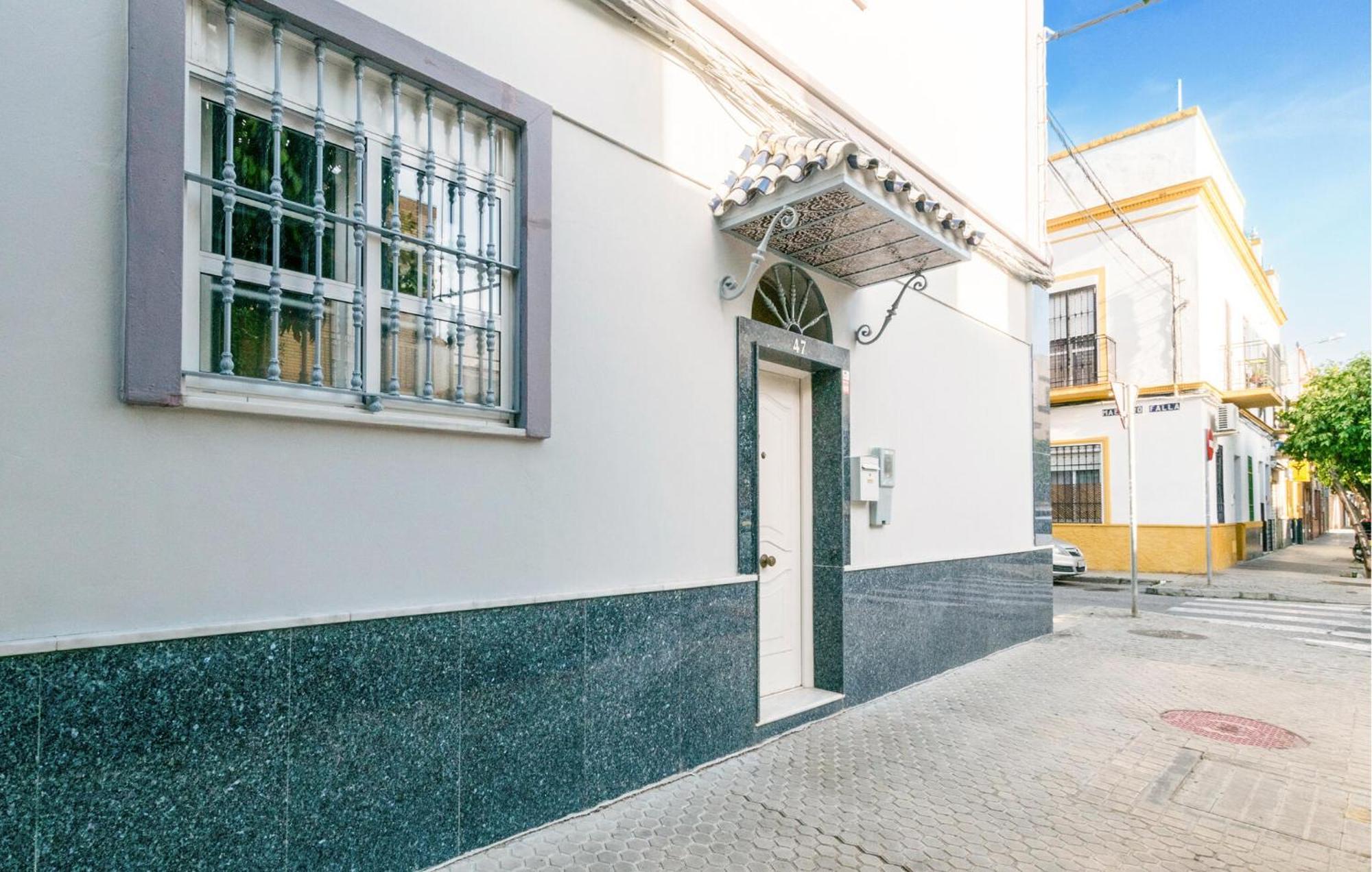 Cozy Apartment In Sevilla With Kitchen Eksteriør billede
